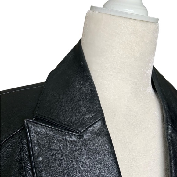 East 5 Classic Black Leather Women's blazer - Picture 5 of 15